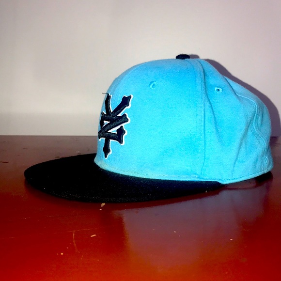 ZooYork Hat - Picture 2 of 3